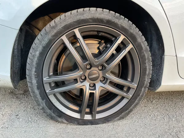 flat-tyre-services-in-dubai